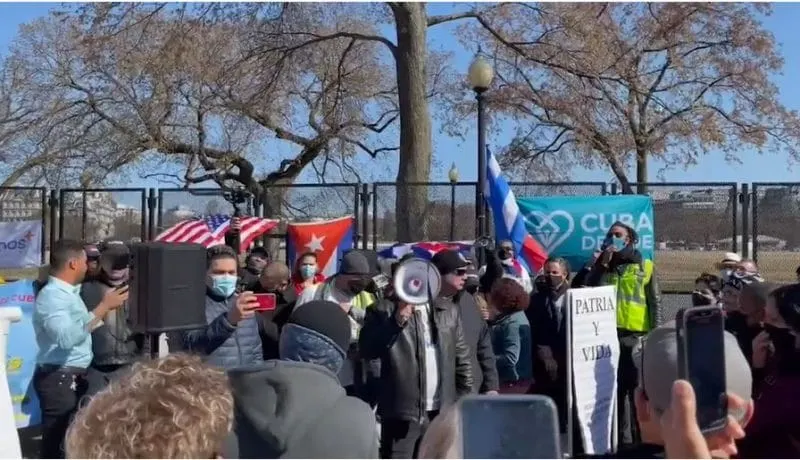 Cubanos exigieron a la Casa Blanca endurecer sus política con La Habana