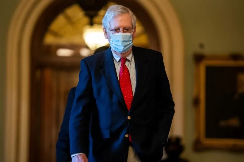 McConnell califica como una «tontería absoluta» el discurso de Biden sobre los derechos de voto