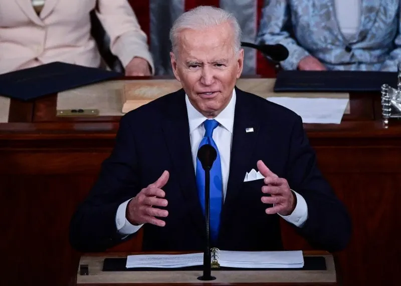 Biden defiende aumentar los impuestos para cubrir el gasto de proyectos