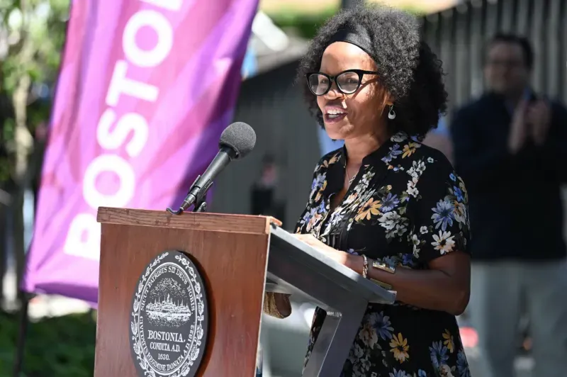 Equipo de salud mental atenderá algunas llamadas del 911 en Boston,  en lugar de la policía