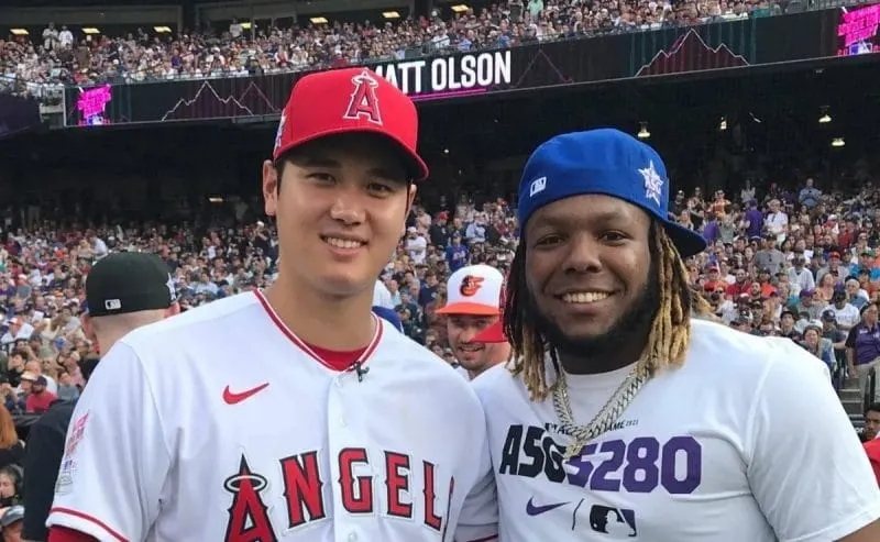 Shohei Ohtani y Vladimir Guerrero, un encuentro que retrató la periodista Marly Rivera en el Juego de Estrellas