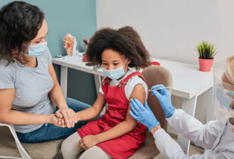 Lo que debes saber sobre el regreso a clases y las vacunas