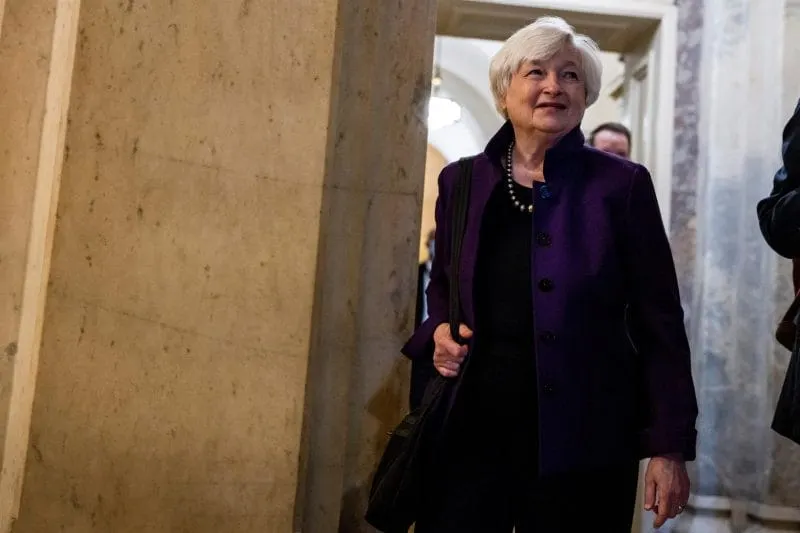 “La gran mayoría de la deuda, sujeta al límite, se acumuló antes de que la administración (de Biden) asumiera el cargo”, afir