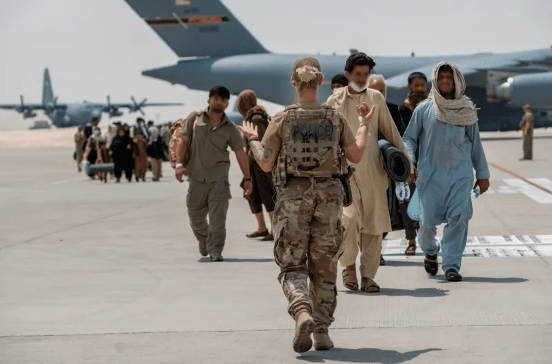 Massachusetts recibirá a 900 refugiados afganos