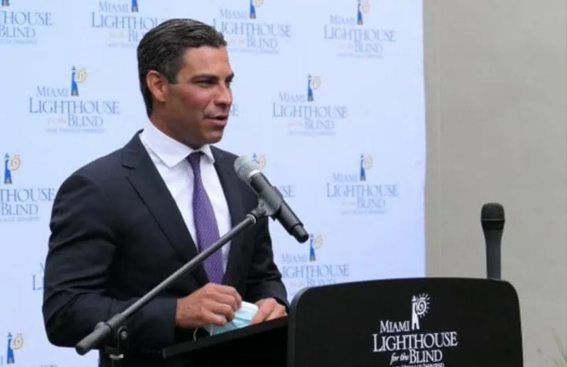 Alcalde de Miami busca transformar la ciudad con las criptomonedas