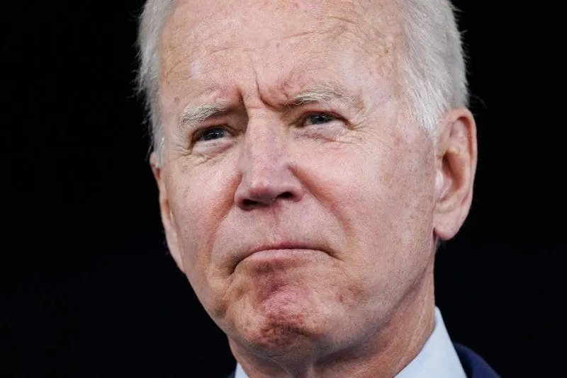 Biden intensifica negociaciones con los demócratas sobre su agenda económica