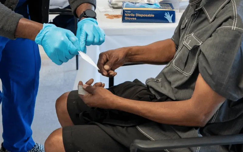 Massachusetts registra más de 30 mil casos de COVID-19 en personas vacunadas