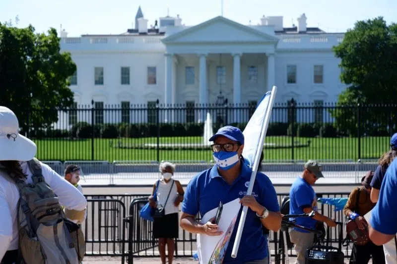 Tepesianos marchan a la Casa Blanca y al Congreso este lunes
