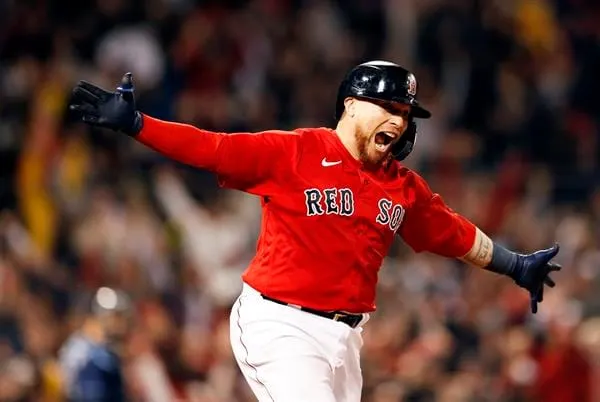 Los Red Sox ganan ante los Rays para ponerse al frente en la Serie Divisional