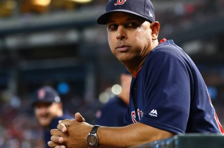 Alex Cora y los Medias Rojas: un matrimonio casi perfecto
