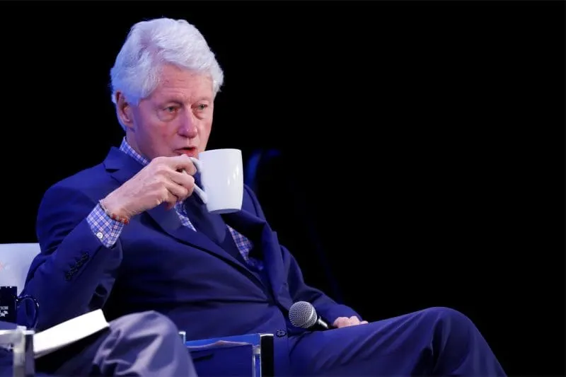 Bill Clinton recibe el alta médica. Así sigue su salud tras presentar infección