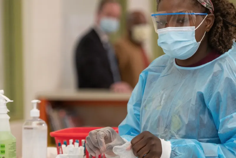 Massachusetts entre los estados con mayor promedio de contagios de COVID-19