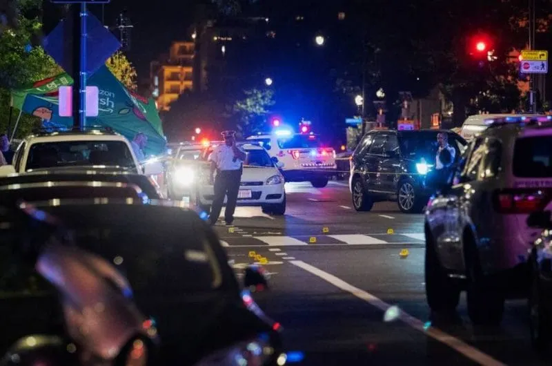 Tiroteo en Stoughton deja dos heridos, incluido un adolescente