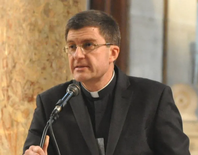 Víctimas de abuso sexual de la iglesia Católica en Francia serán compensadas