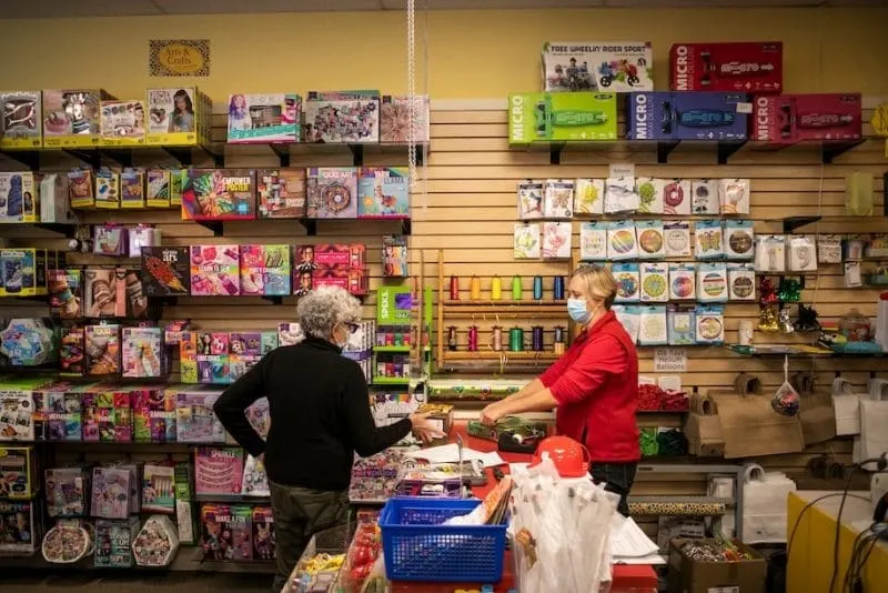 ESPECIAL | ¿Habrá regalos en Navidad? Una cadena de suministros rota dificulta el abastecimiento