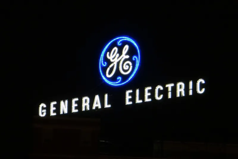 Conglomerado General Electric se divide en tres compañías distintas