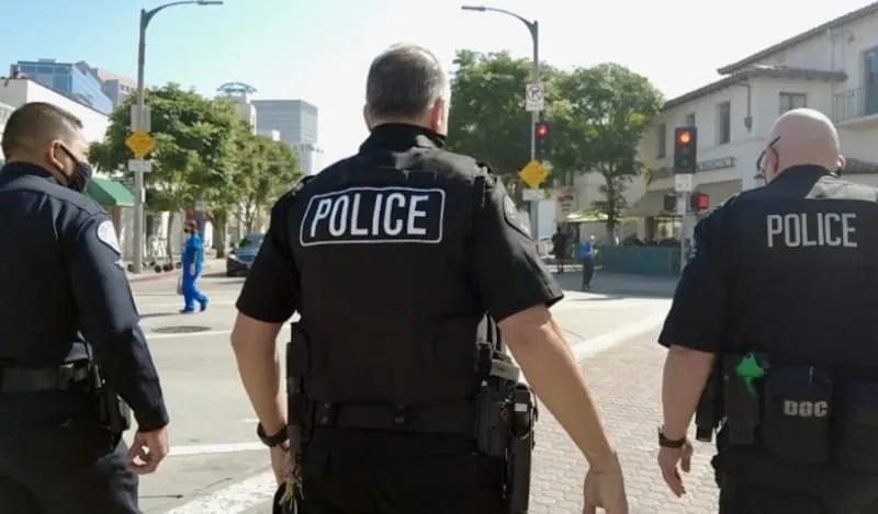 Dos tercios de la población de California ha estado expuesta a la violencia armada, afirma estudio