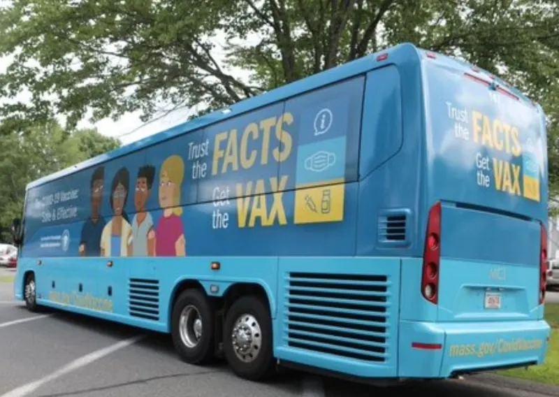 Massachusetts amplía plan de vacunación en comunidades de color