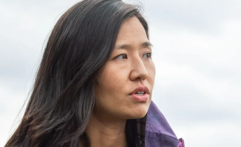 Wu reitera su rechazo a presencia de funcionarios policiales en escuelas públicas