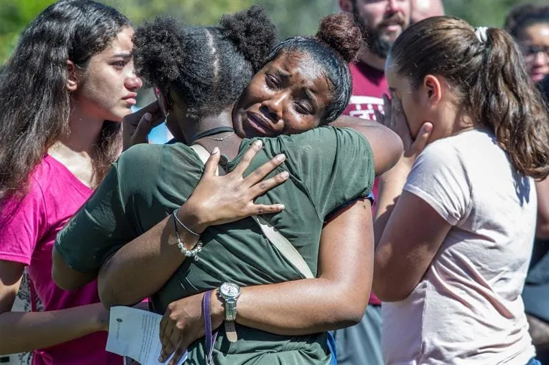 Alerta en Parkland: arrestan a estudiante que amenazó con un tiroteo