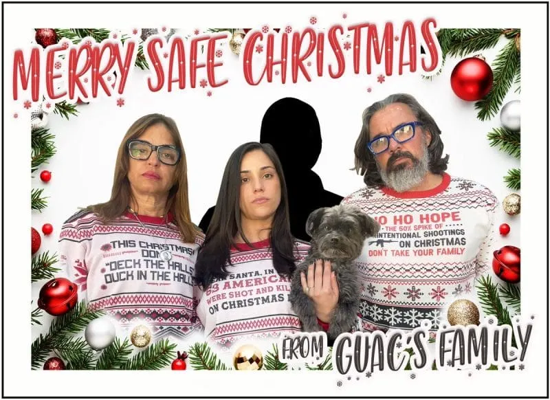 Padre de víctima de Parkland responde a congresistas pro-armas con una tarjeta de navidad