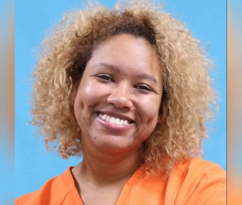 Mató a su novio con una espada para liberarlo de “entidades que lo tenían poseído”