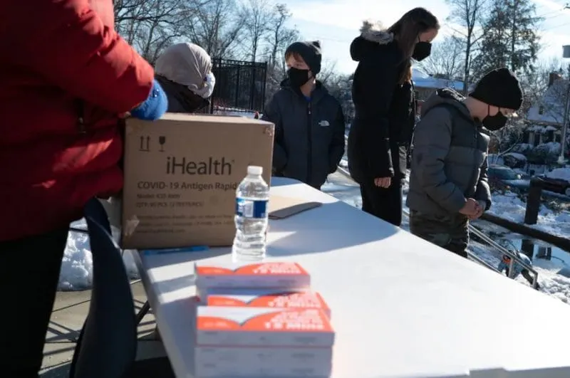 Escuelas del DMV n retoman clases presenciales pese a ómicron