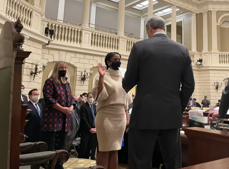 Lydia Edwards ya puso fecha final a su trabajo como concejal