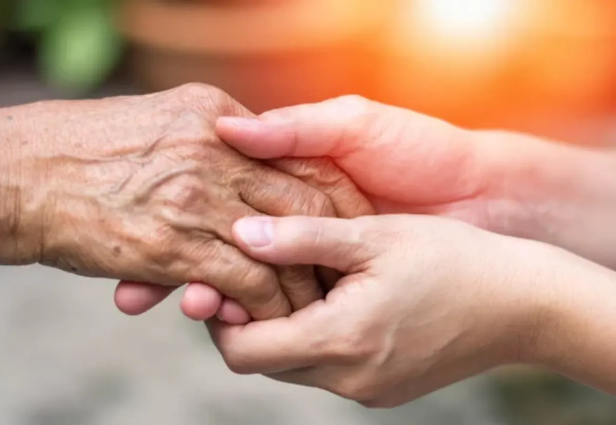 Alcaldesa Wu junto a Age Strong Commission organizan clínicas de ahorro de impuestos a adultos mayores