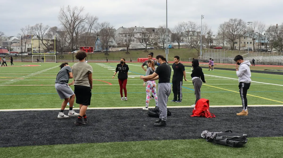 Policía de Chelsea ofrece programa intensivo para estudiantes