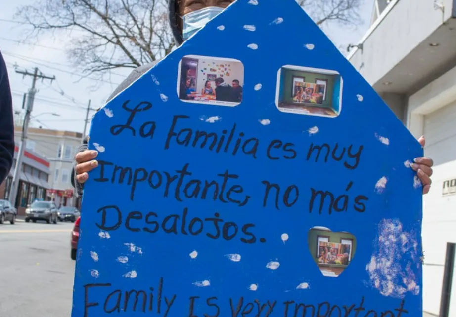 Residentes de Medford Square organizan protesta contra  desalojos masivos