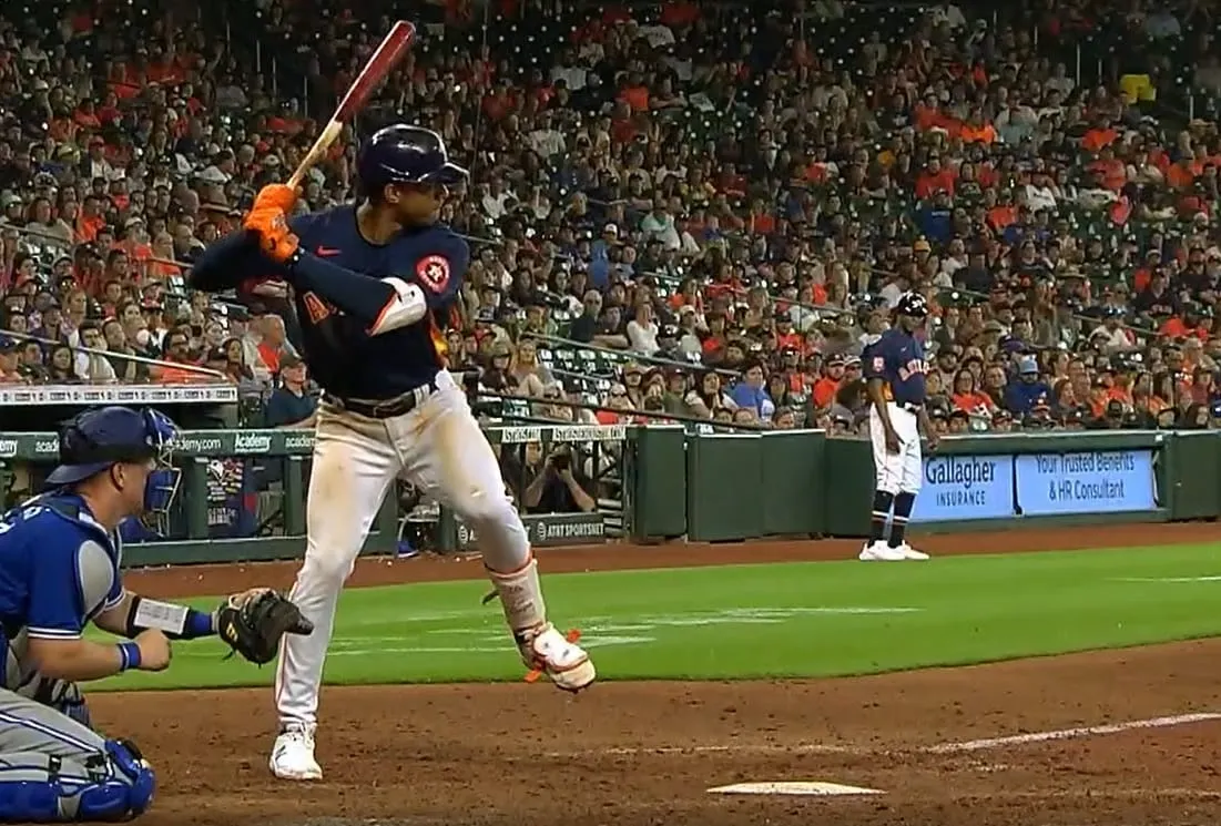 Los 5 bateadores novatos que cautivaron la MLB en abril