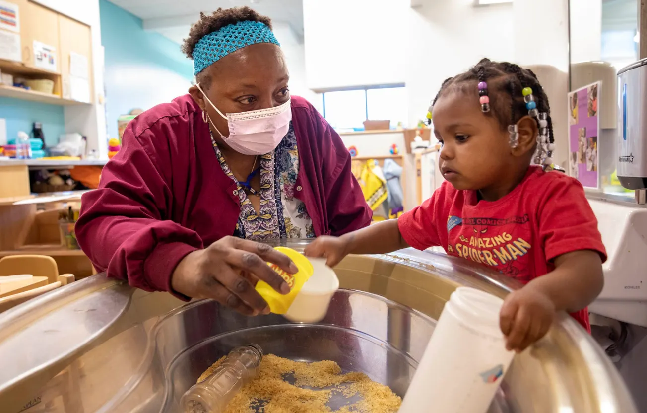 Cómo el cuidado infantil puede desarrollar el cerebro de los niños