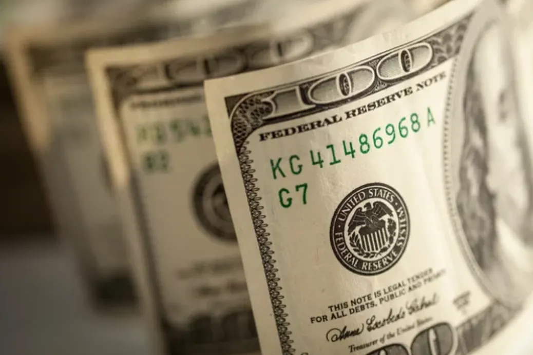 Ayuda económica: ¿quiénes recibirán cheques de $500 en Massachusetts este mes?