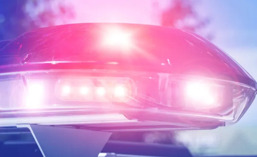 Adolescentes arrestados por agredir a taxista con un martillo