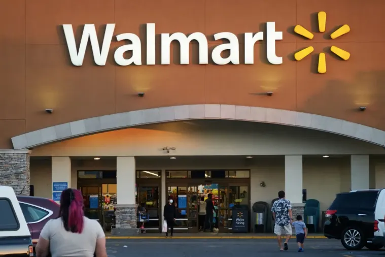 Walmart se encuentra en la lista | FOTO: Bloomberg por Bing Guan.