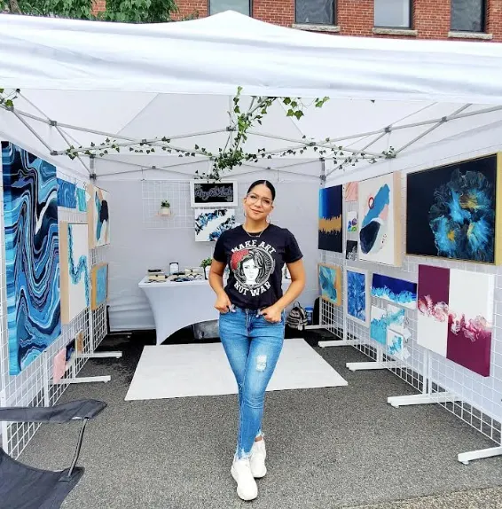 Maya Gómez, artista