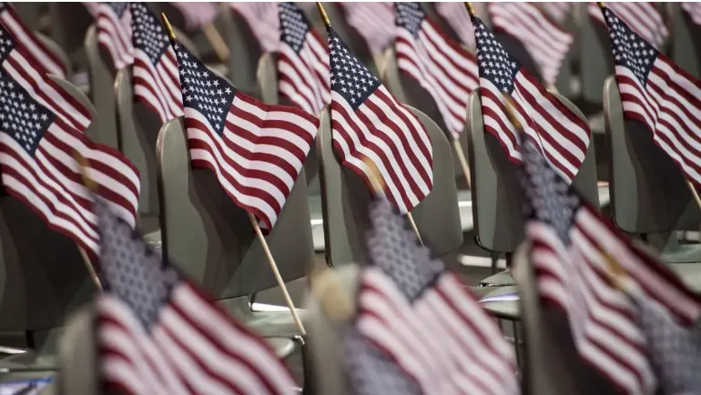 El CBP también permite ingresar a personas declaradas inadmisibles por razones humanitarias | Foto: EFE