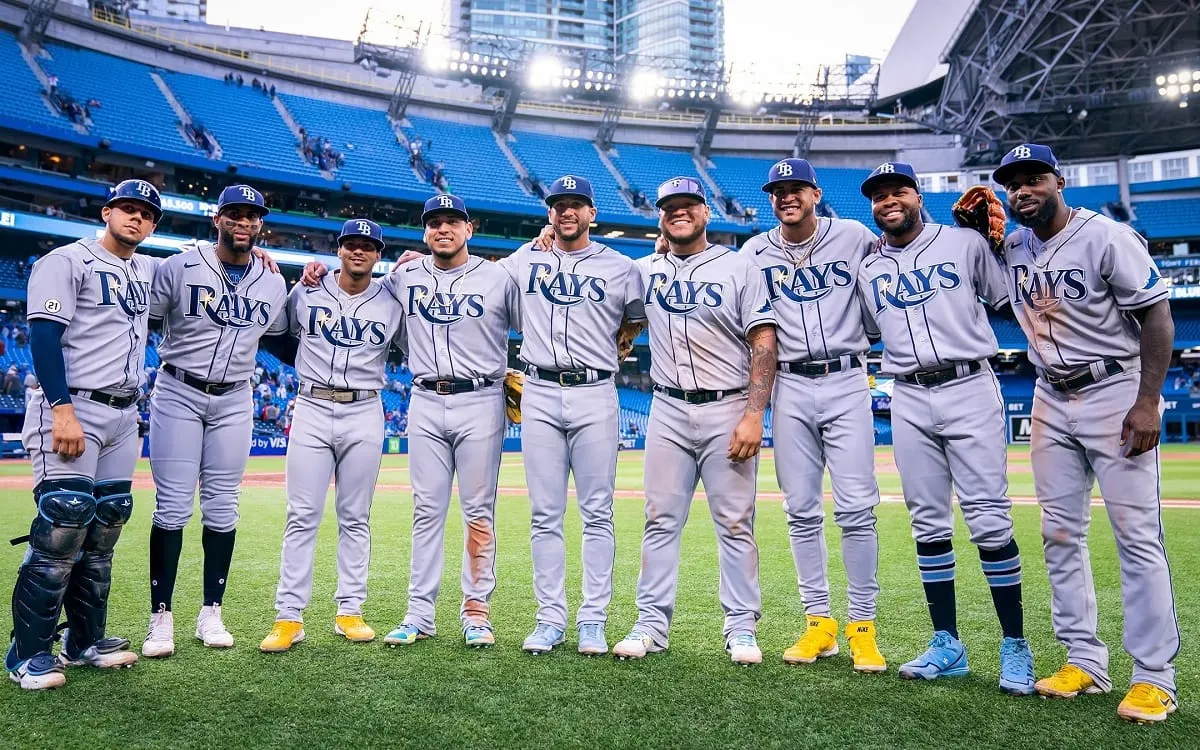 El emocionante y triunfal homenaje de los Rays a Roberto Clemente
