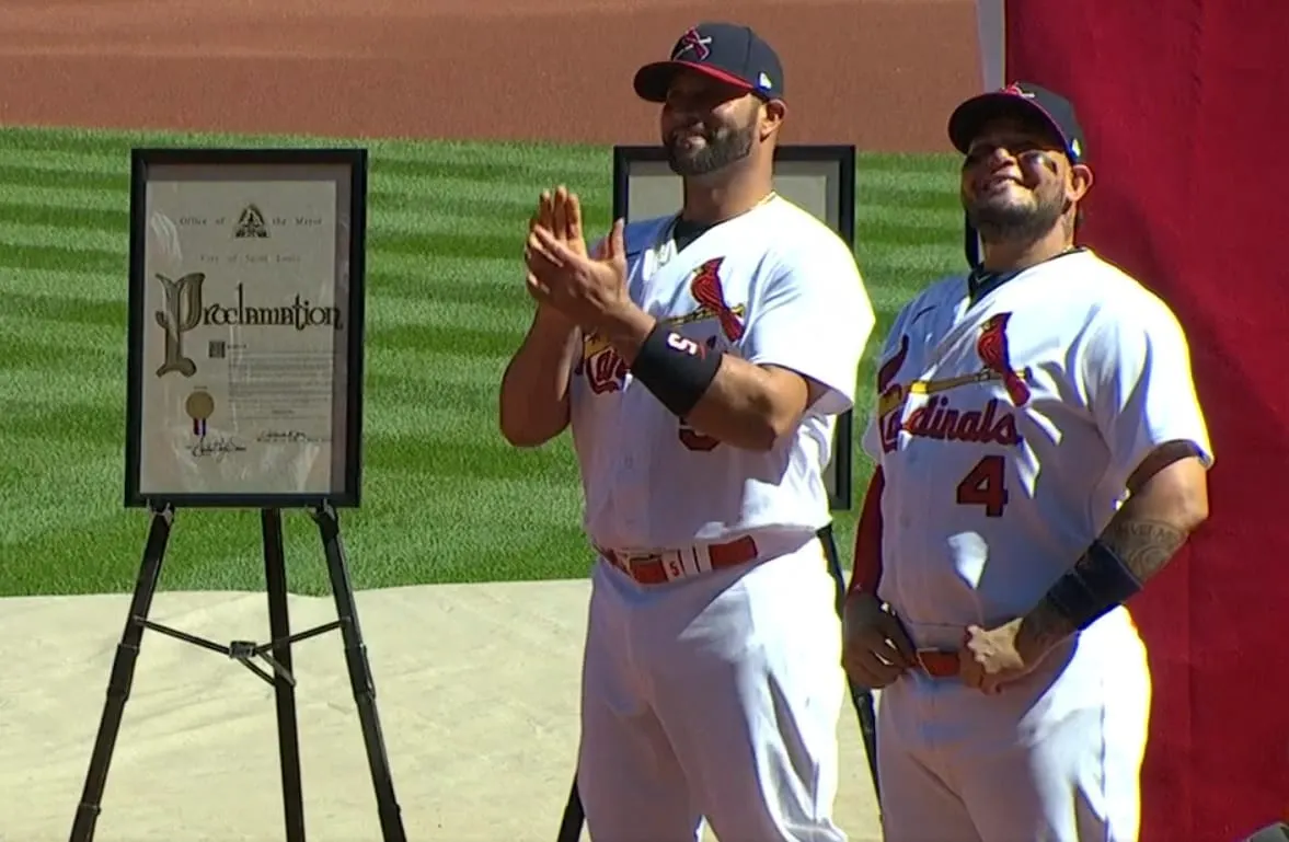 Gracias Yadi, gracias Pujols
