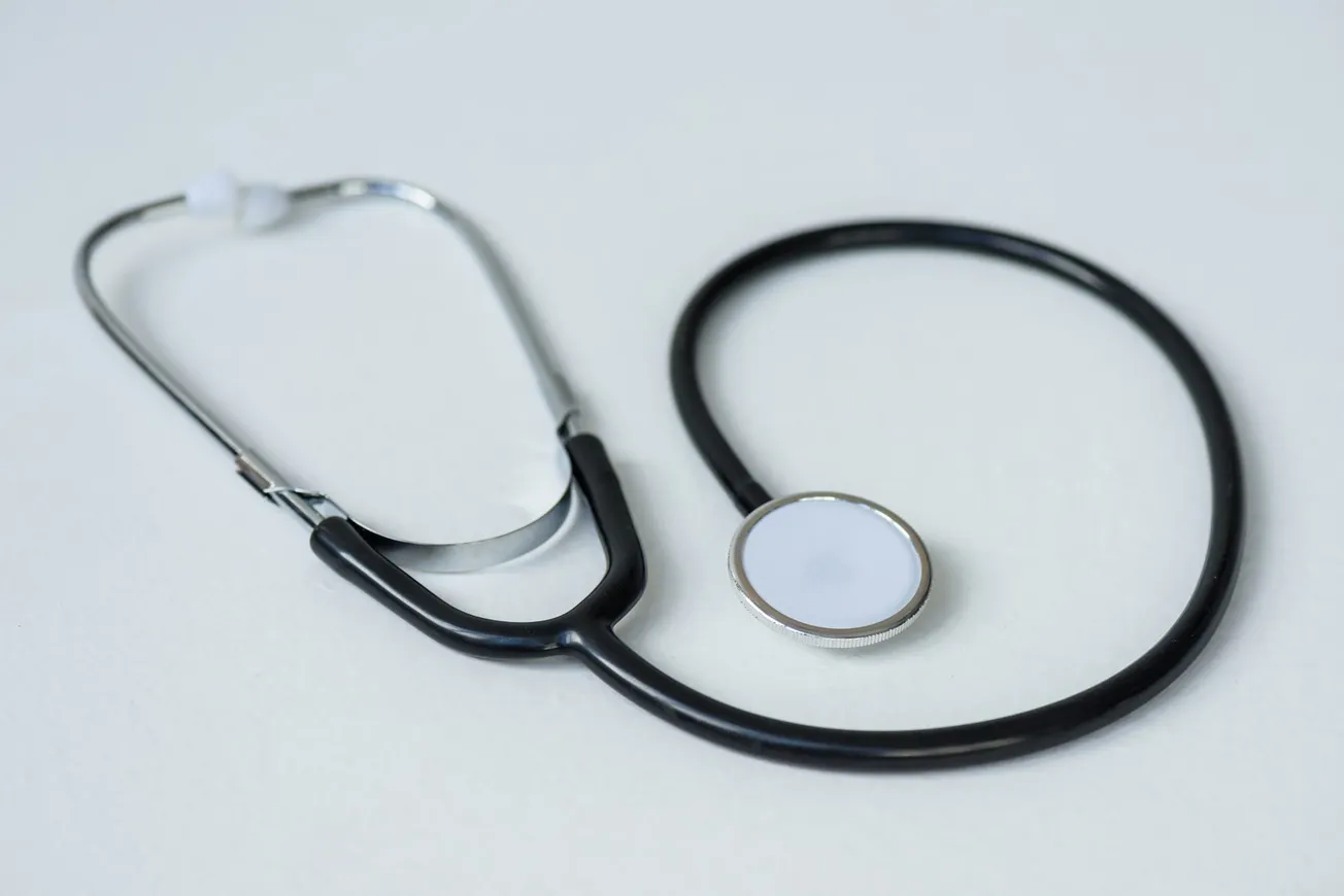 Cuando hay mala praxis en centros de salud comunitarios, pagan los contribuyentes