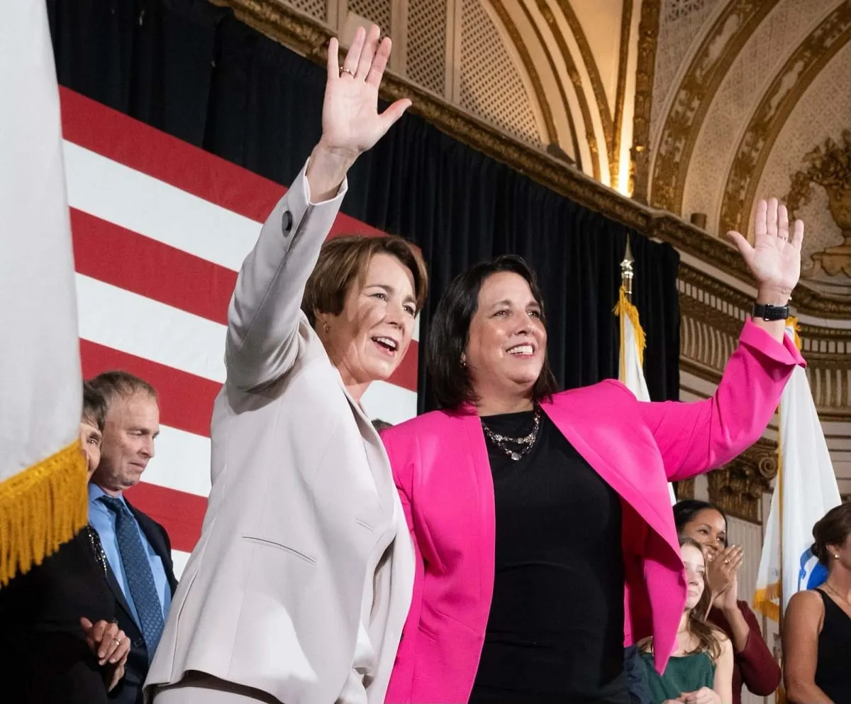 Gobernación de Massachusetts presenta ley que busca autorizar bonos para apoyar al desarrollo económico y de vivienda