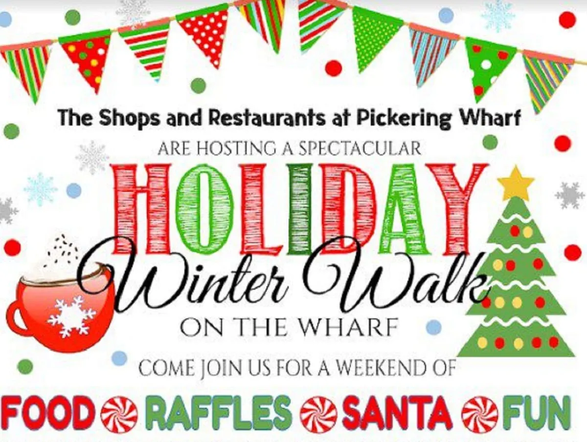 Santa y el Grinch en el Pickering Wharf de Salem