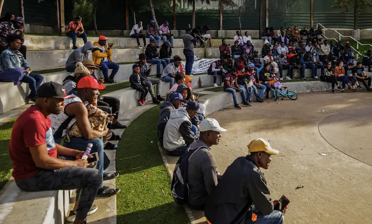 MÉXICO. CBP One está disponible para cualquier persona "que se encuentren en el centro o norte de México", especificó el Depa