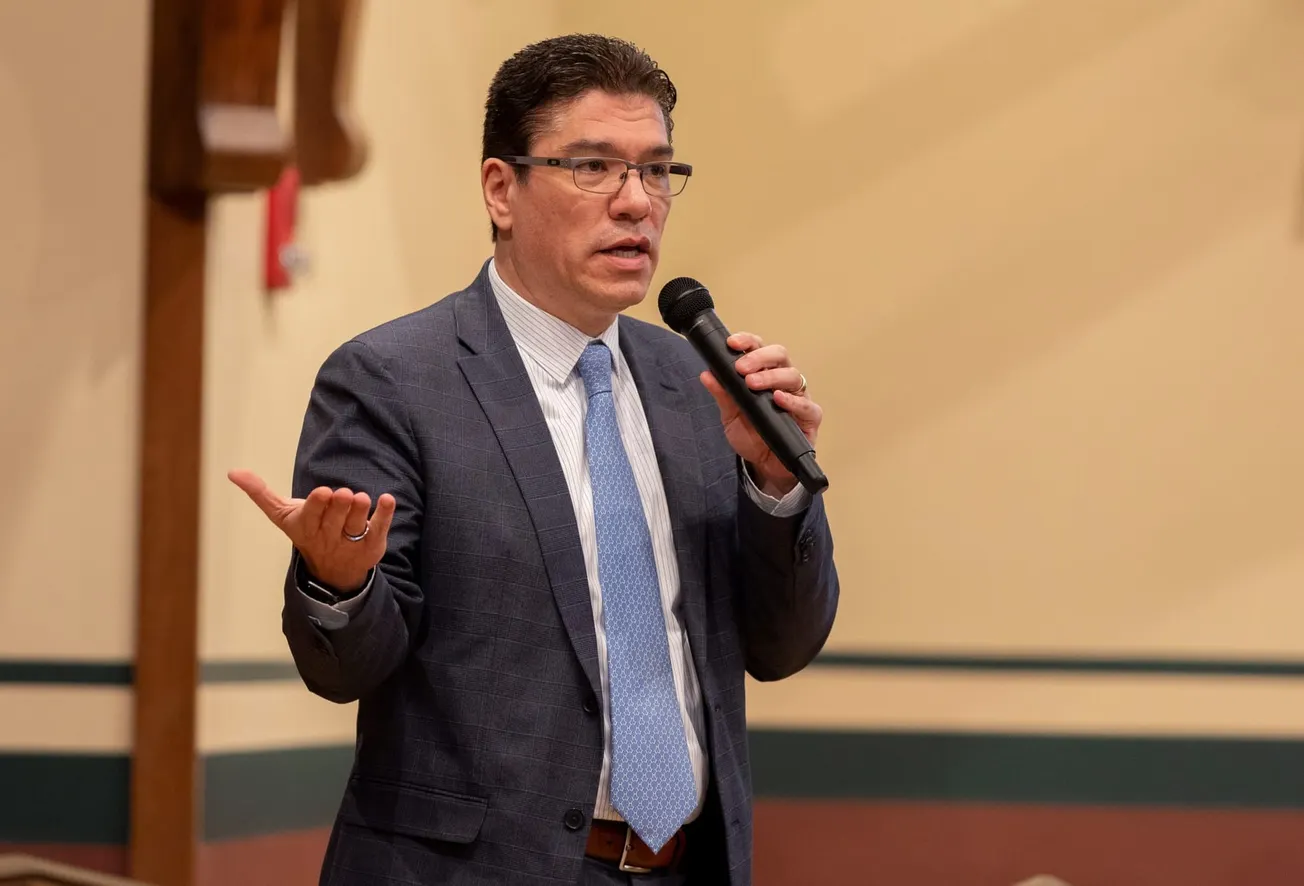 Javier Reyes, próximo rector de UMass Amherst