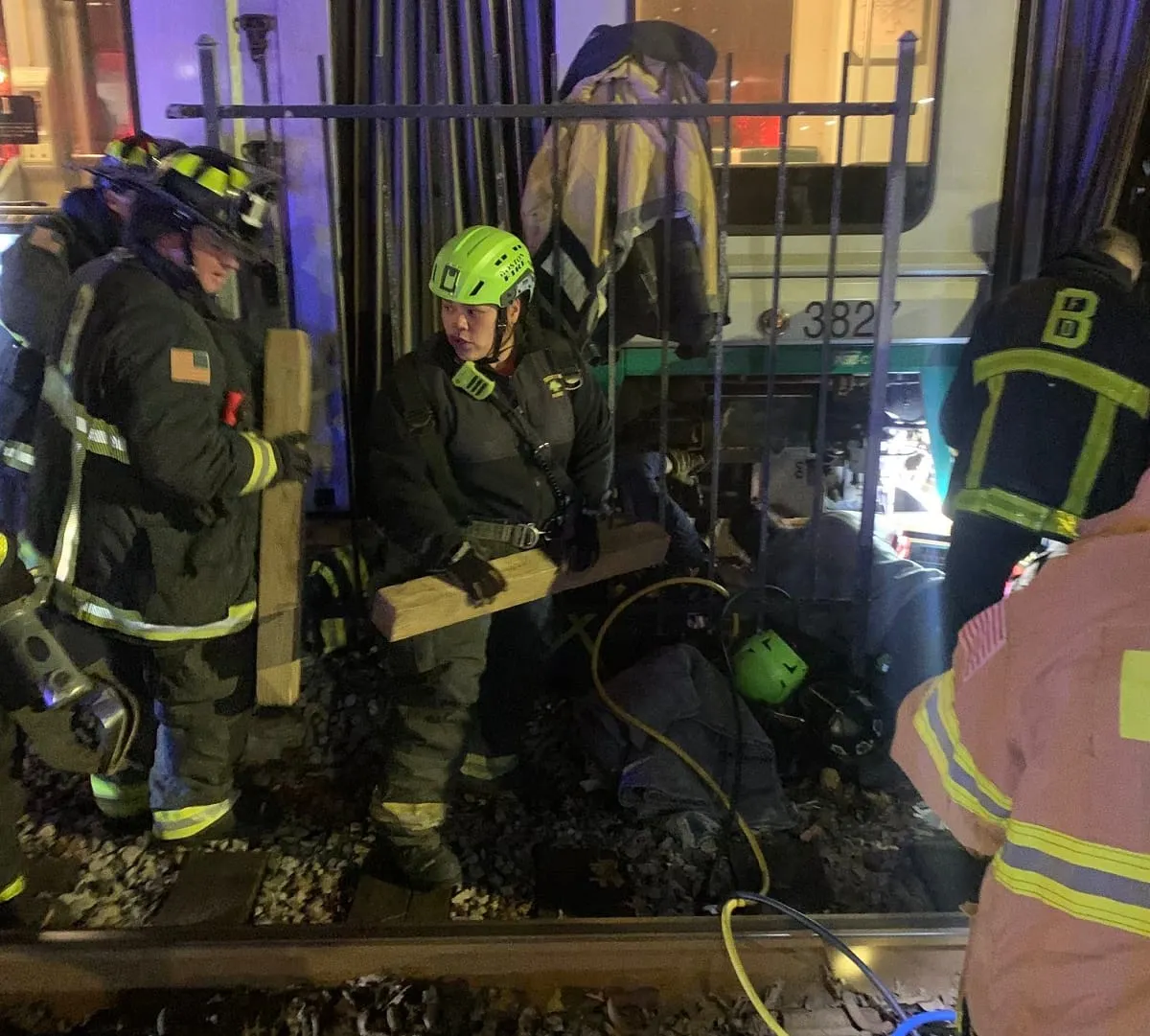 Joven que sufrió daños graves en accidente de la Green Line requiere una prótesis