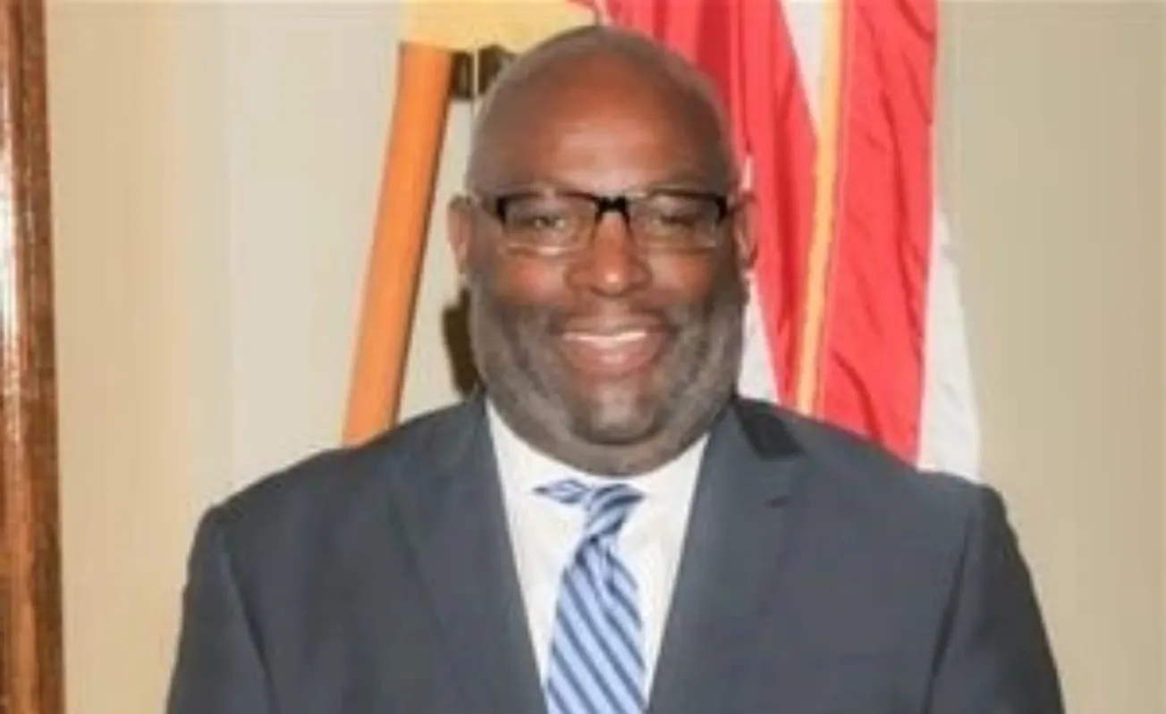 Henry Wilson, exmiembro del comité escolar de Chelsea se declara culpable de violación infantil