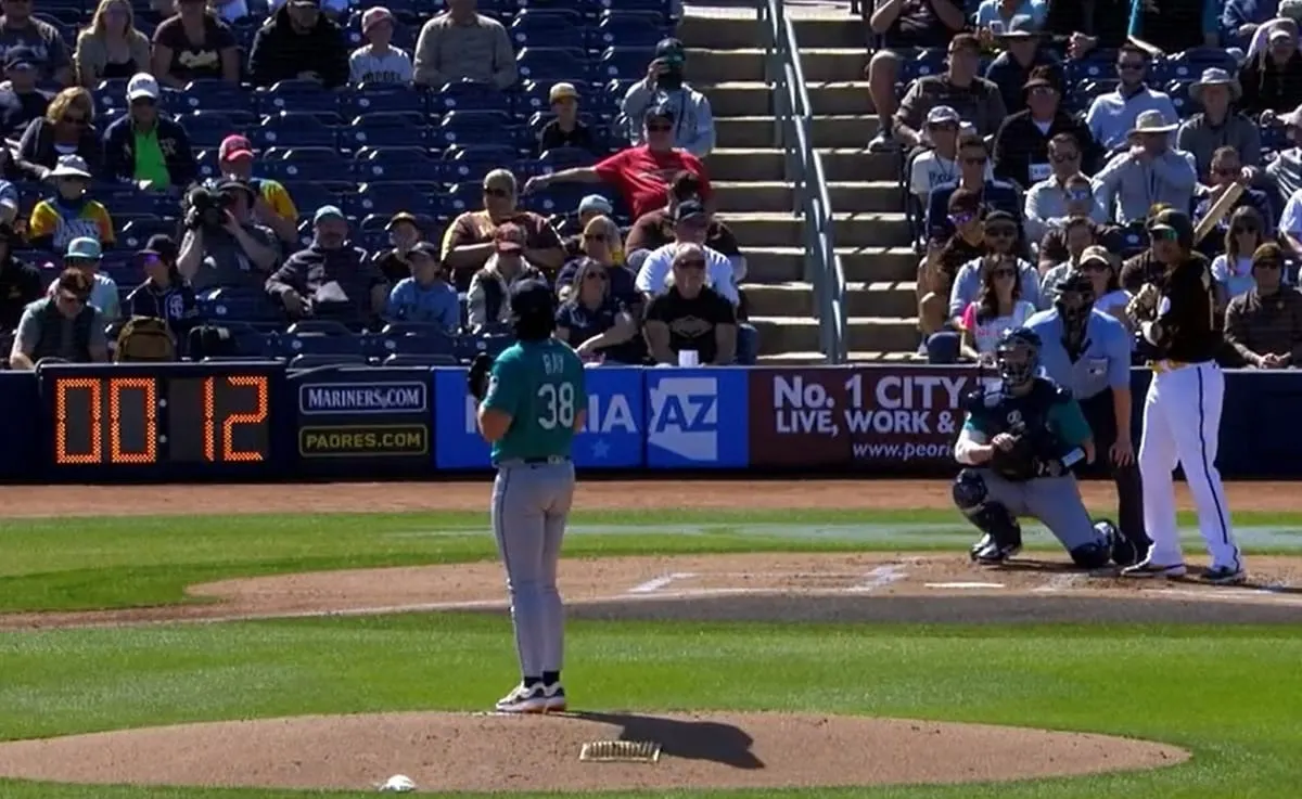 Bienvenido el reloj, dicen peloteros y managers en la MLB