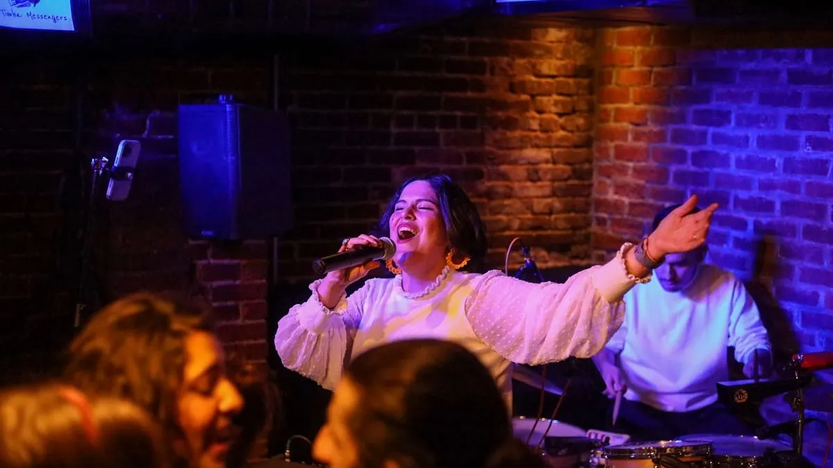 Gaby Cotter y su banda Timba Messengers harán estremecer el Aeronaut al ritmo de la salsa