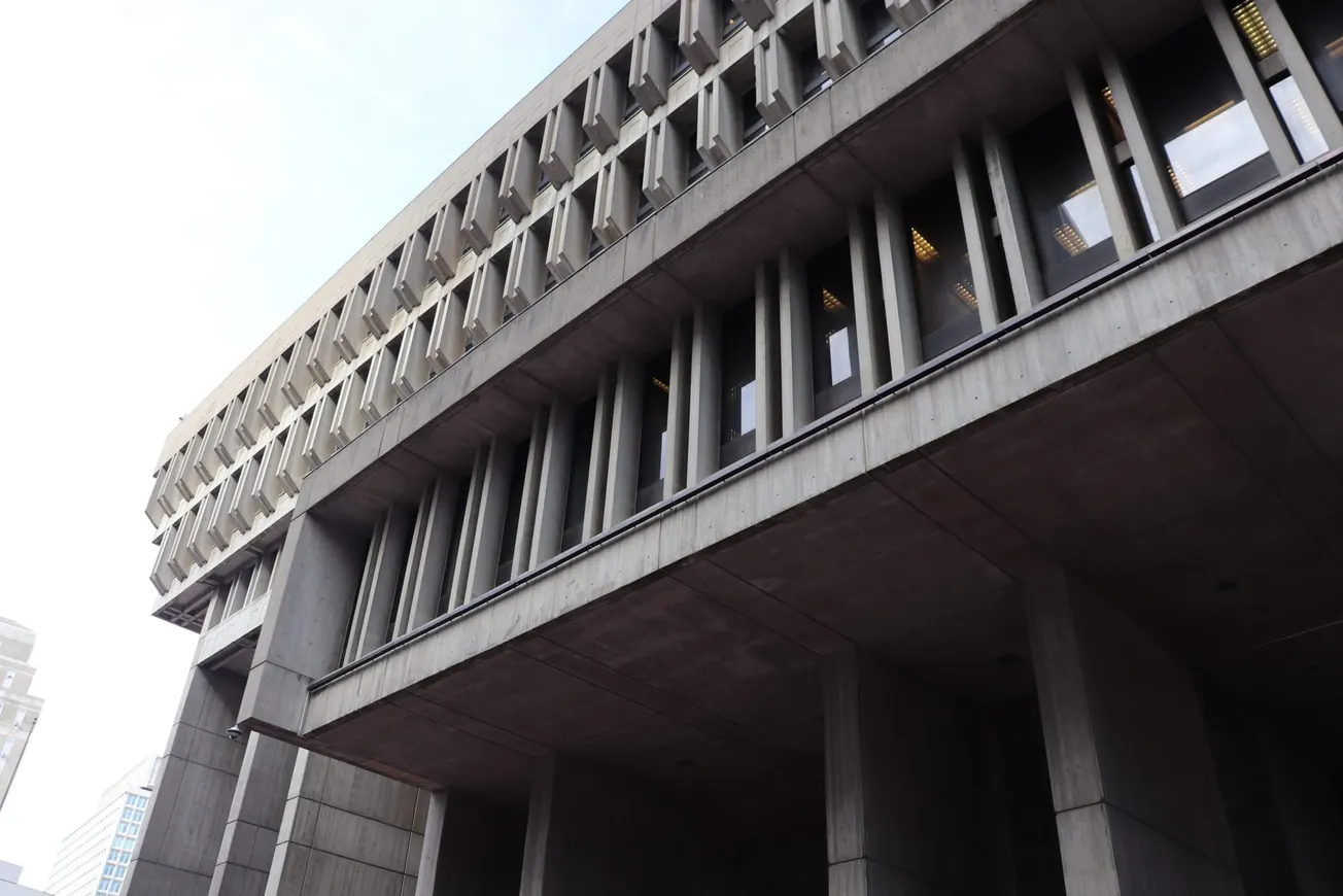 Foto. Boston City Hall. El Planeta